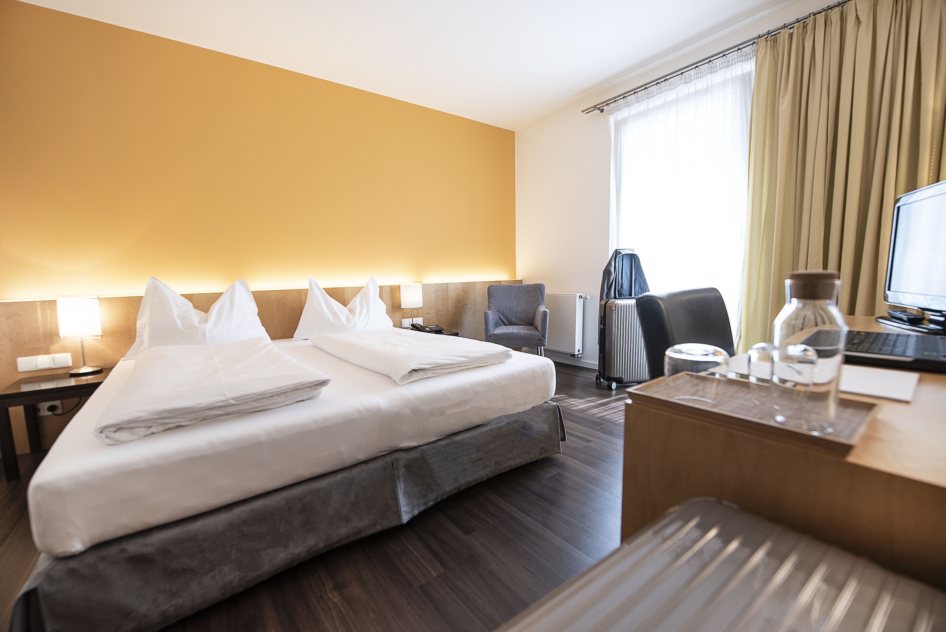 HEINhotel vienna airport-官方