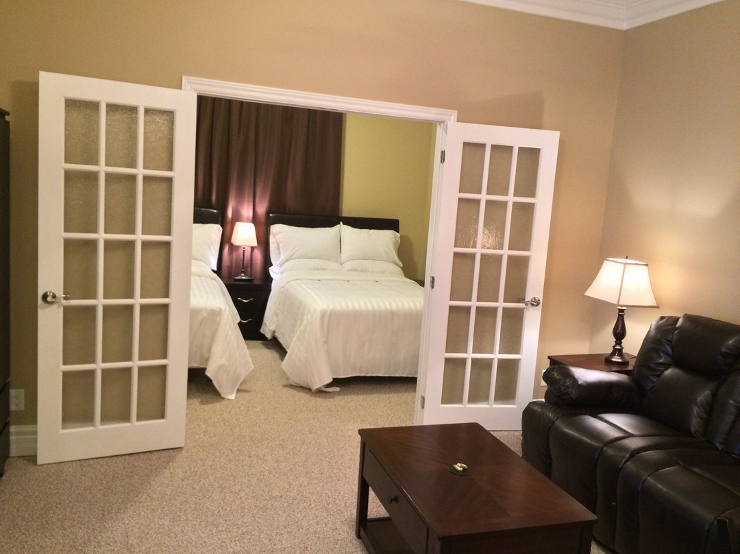 Balsam Suites Boutique Inn & Residence主图