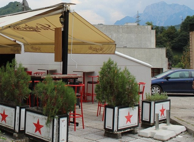 Caffe Bar NANS-Jablanica必去景点