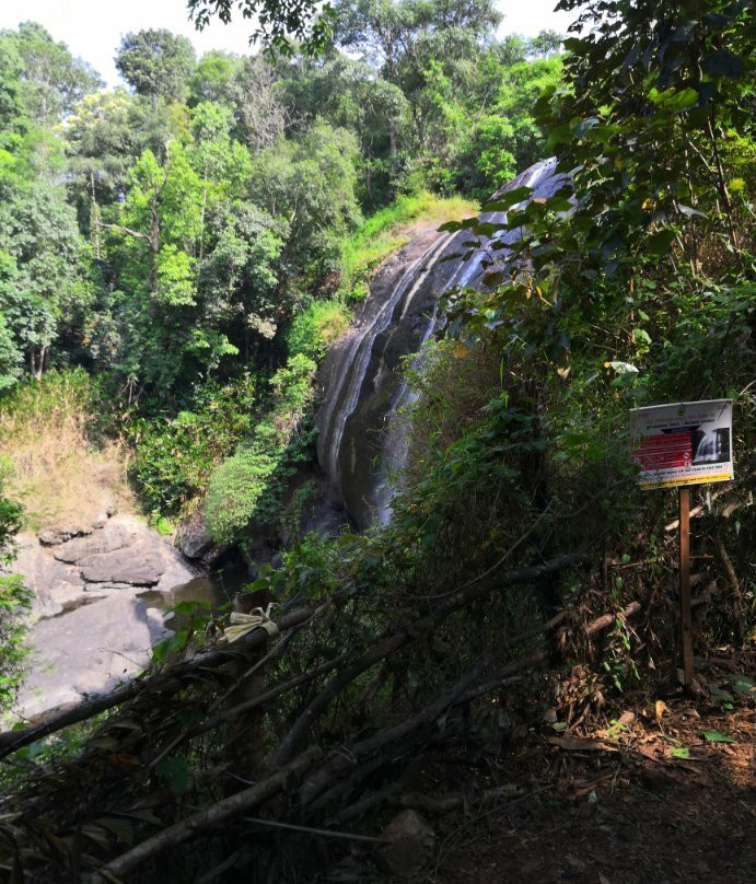 Chelavara Falls景点图片