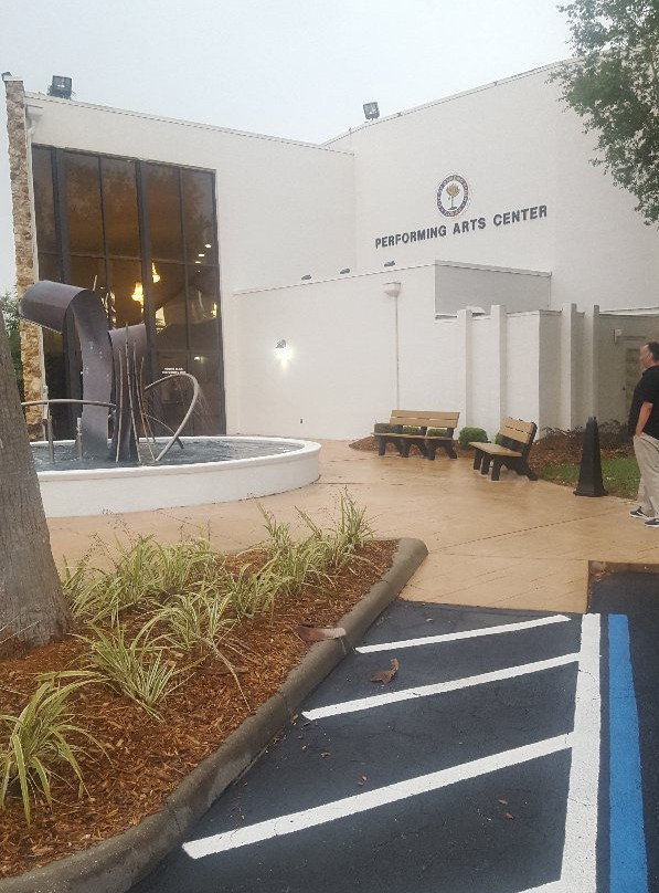 Ormond Beach Performing Arts Center-奥蒙德海滩必去景点