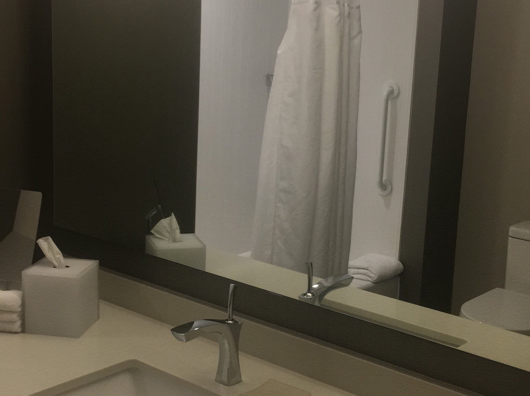 Courtyard by Marriott Minneapolis West主图