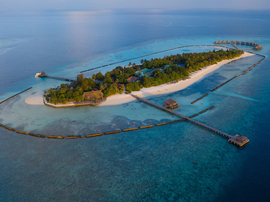 卡曼都岛度假村主图