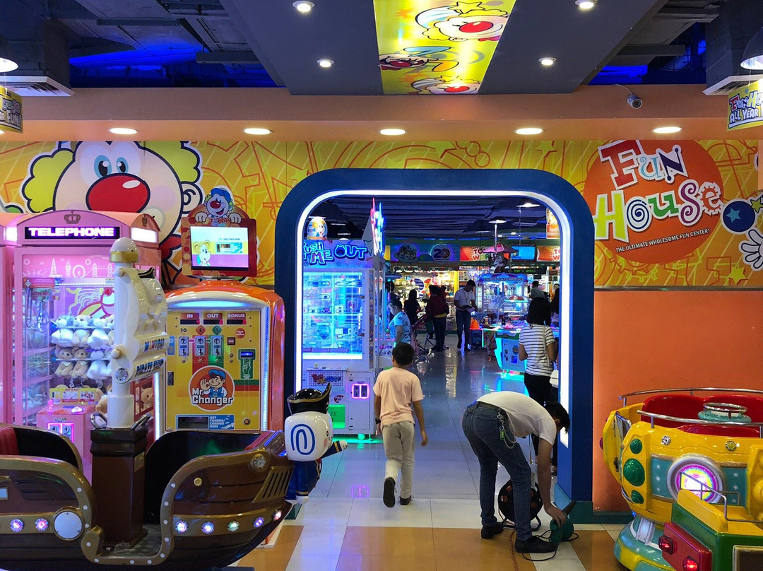 Tom’s World-Bacoor必去景点