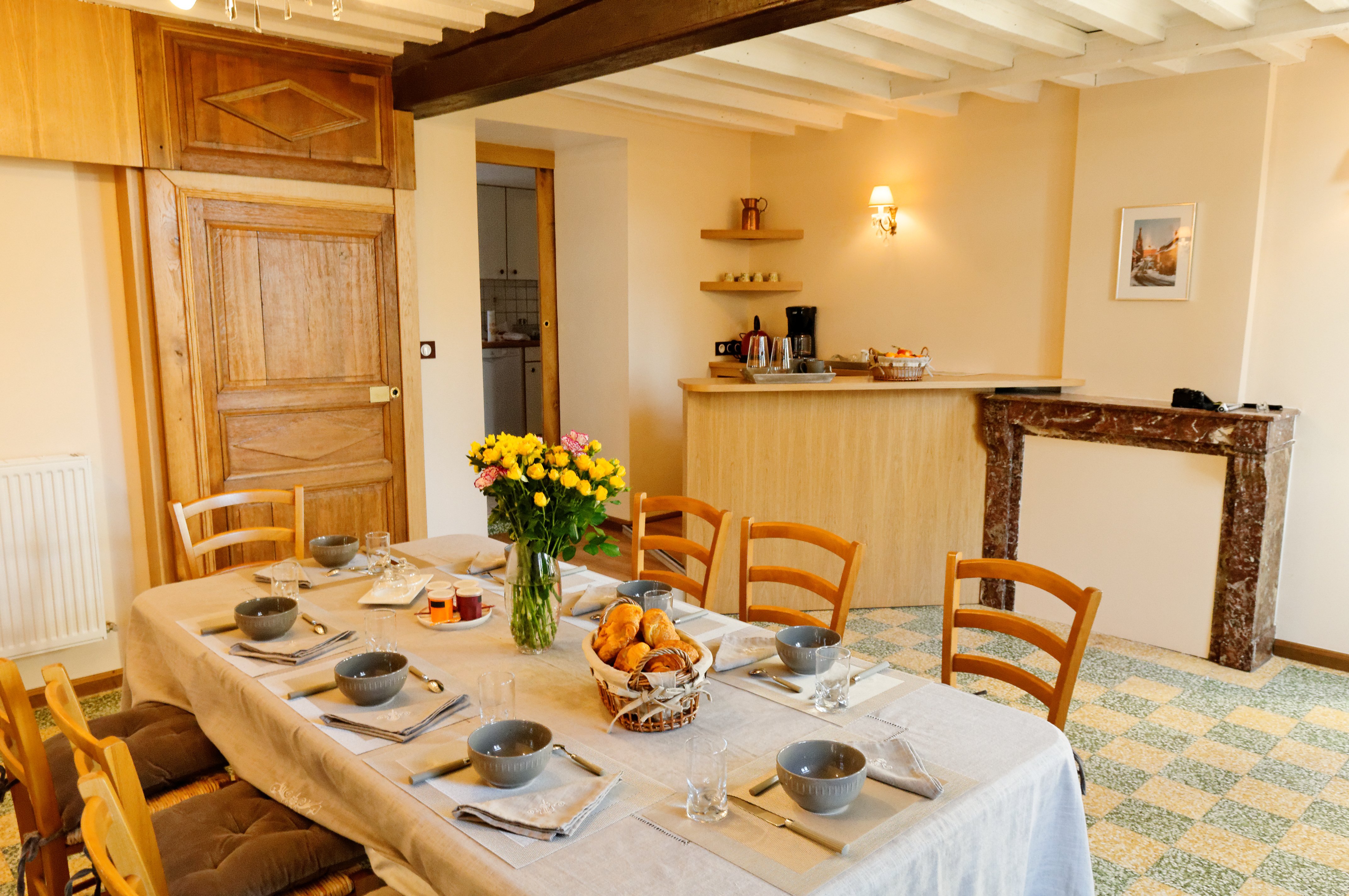 La Ferme aux Charmes-官方