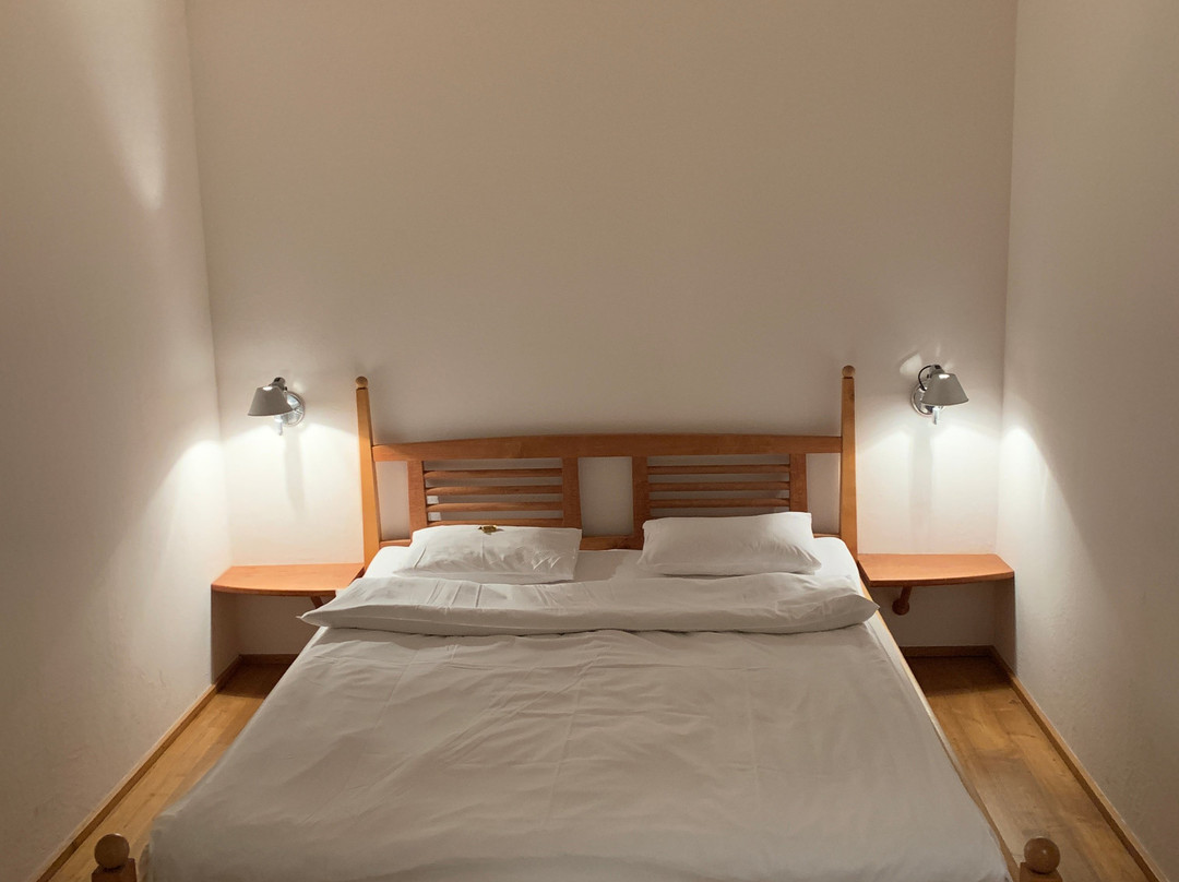 Schiff Hotel Restaurant Bar主图