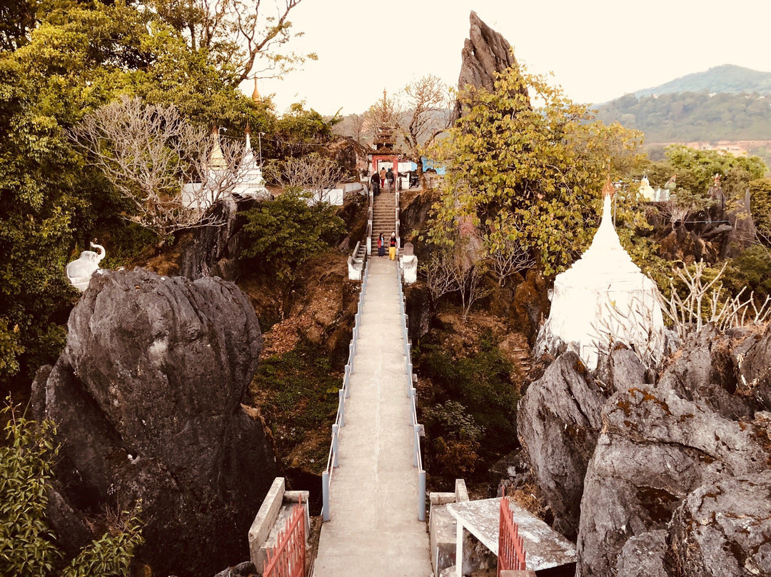 Kyauk Pyat Thut Pagoda-Mogok必去景点