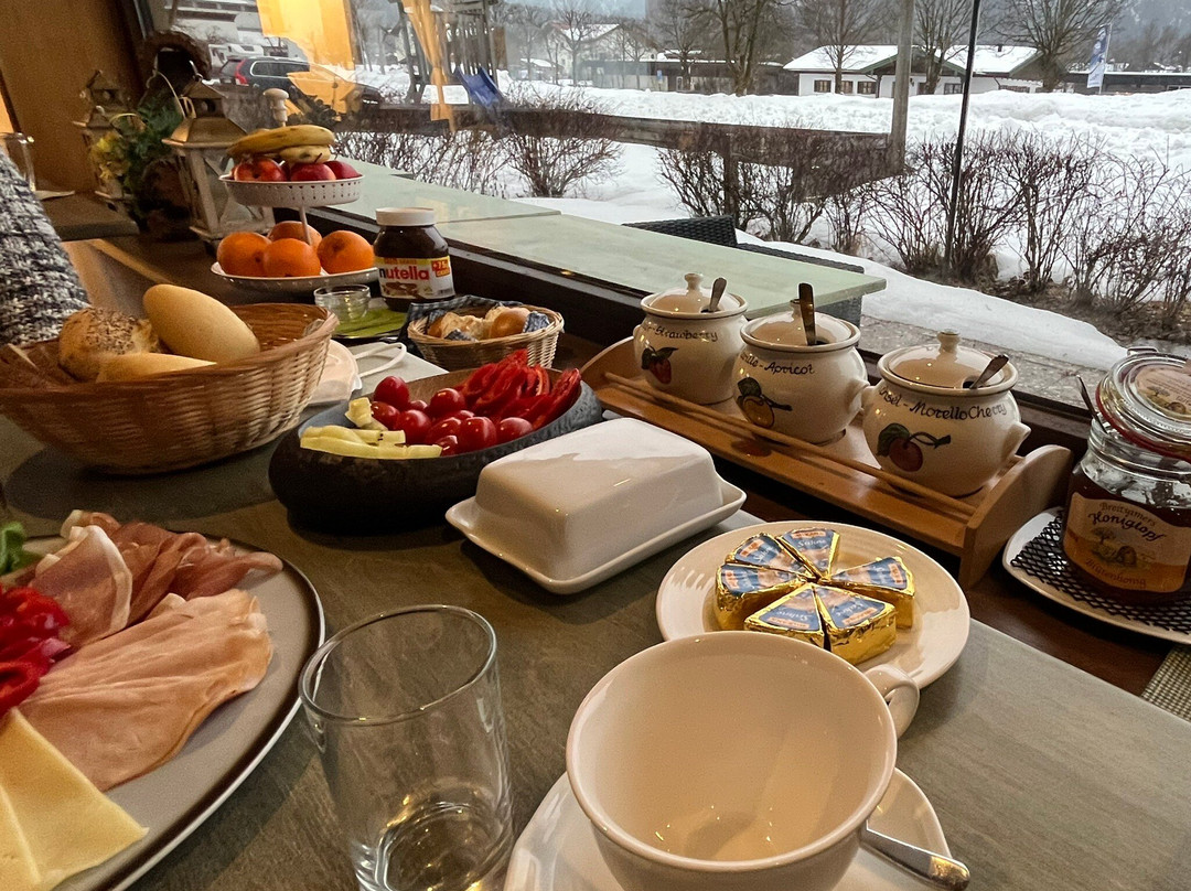 Hardi's Hotel & Restaurant