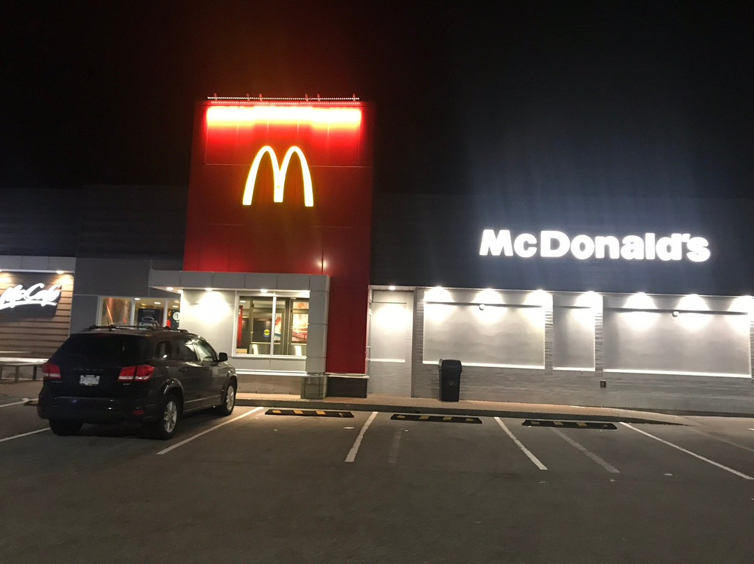 Walnut Grove餐馆和美食-McDonald's