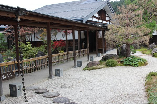 御宿山翠主图