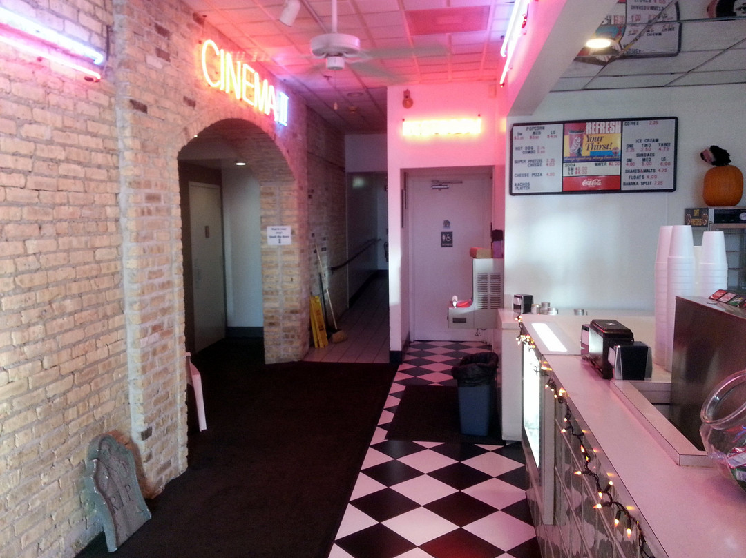 Bensenville Theatre-Bensenville必去景点