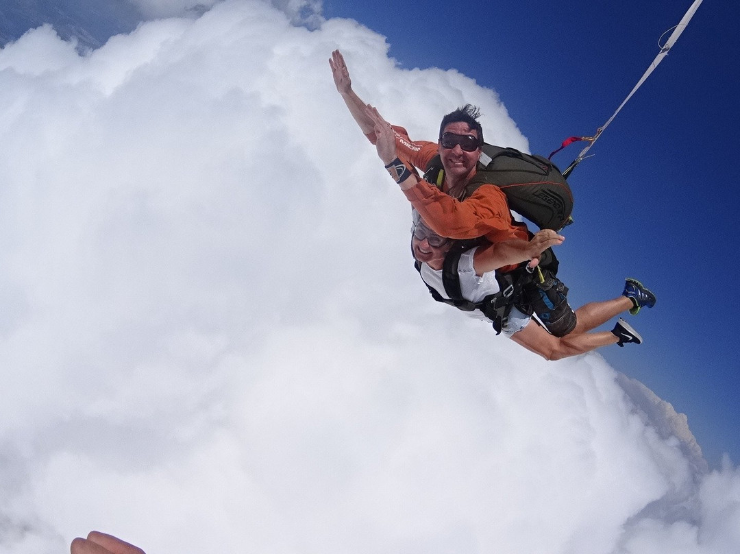 Skydive Pujaut景点图片