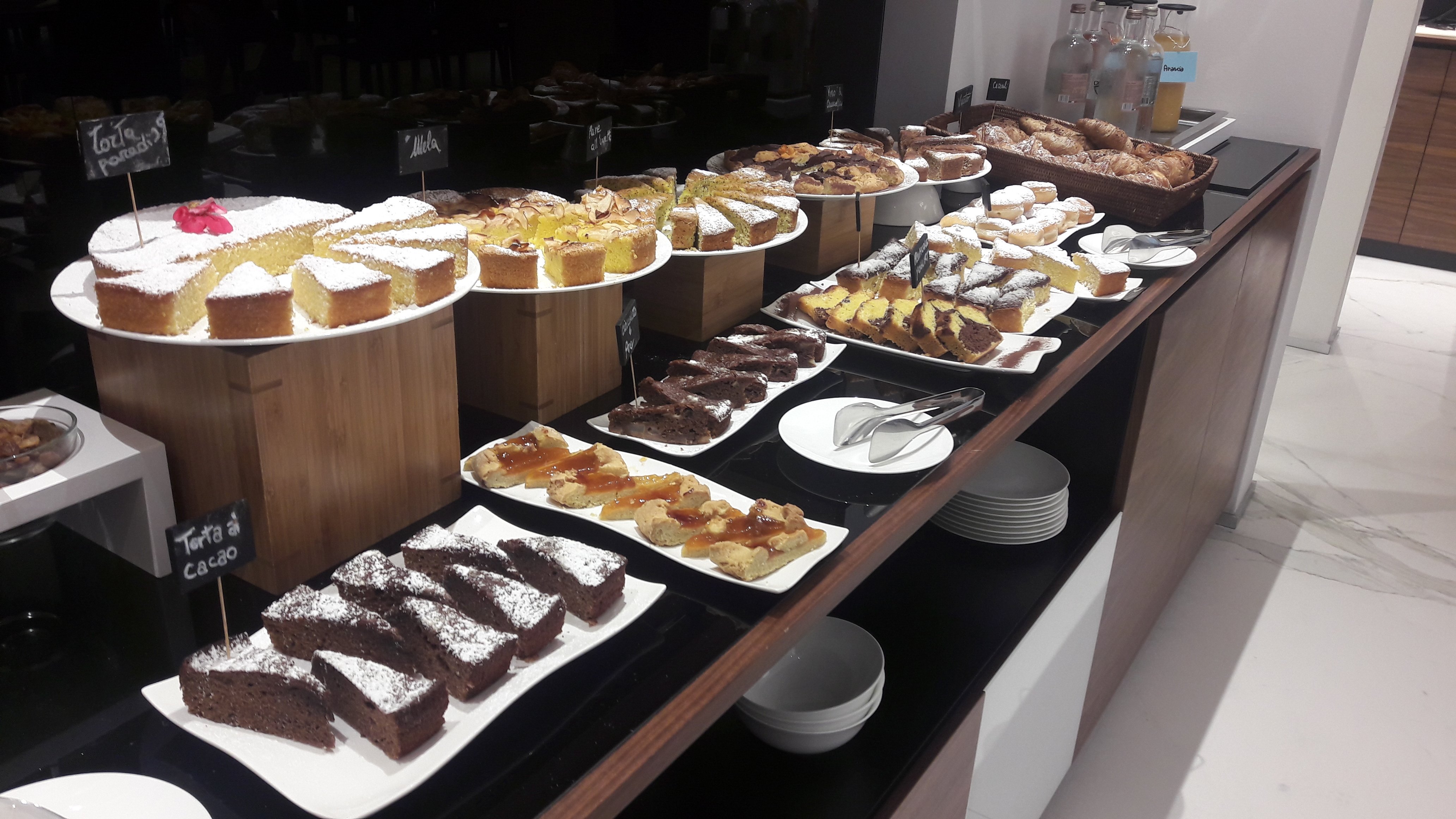 Dan Hotel-餐饮