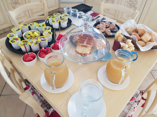 Razzoli酒店住宿-B&B Villa Sprafundu