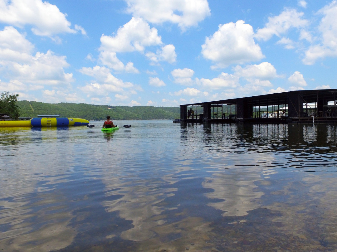 Double Oak Resort on Table Rock Lake主图