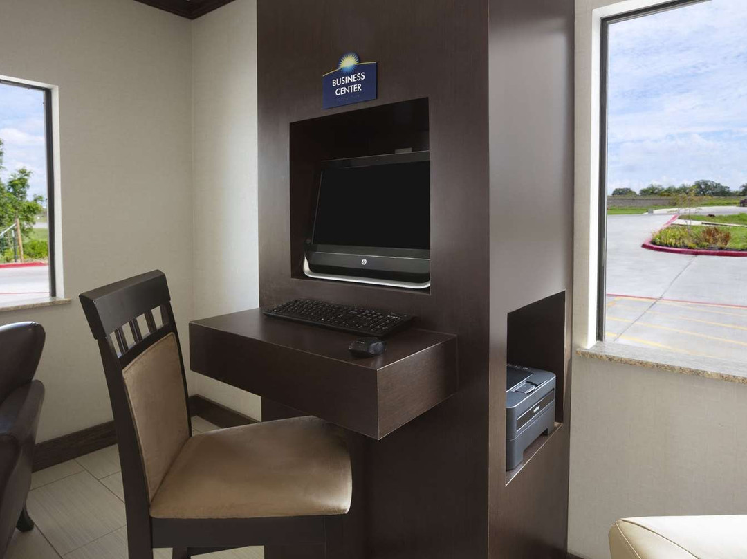 Studio 6 Gonzales, TX主图