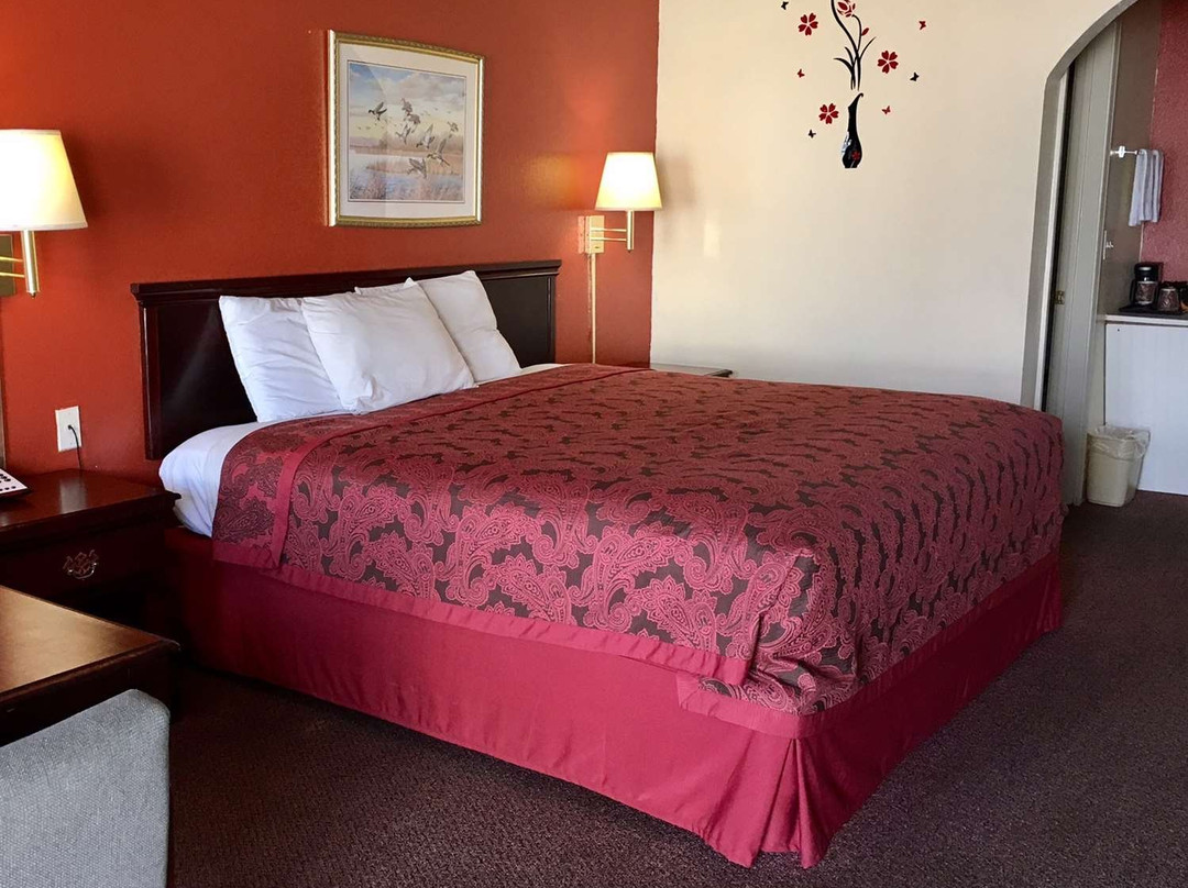 Western Plaza Inn主图