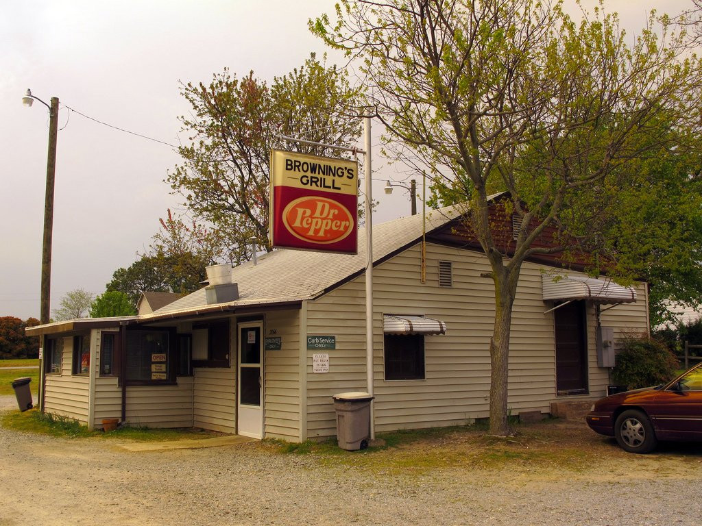 Browning's Grill
