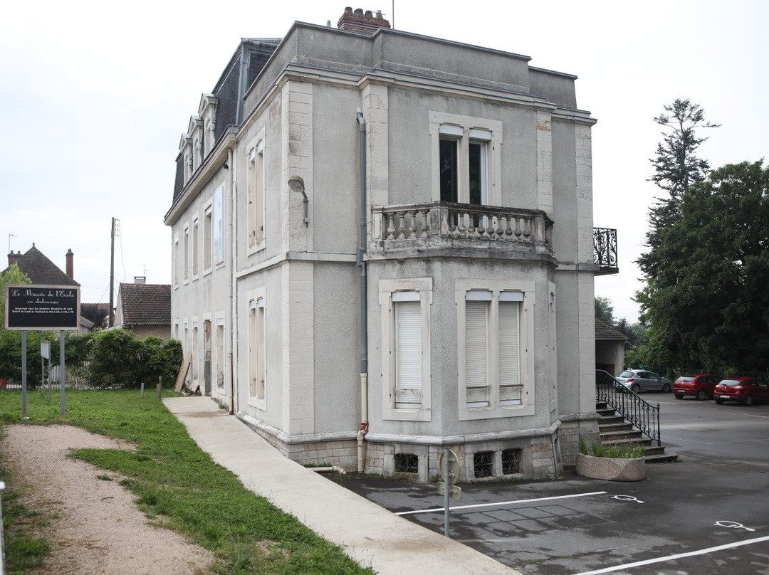 Musée de l'Ecole en Chalonnais景点图片