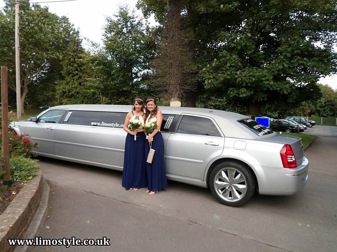 Limo Style景点图片