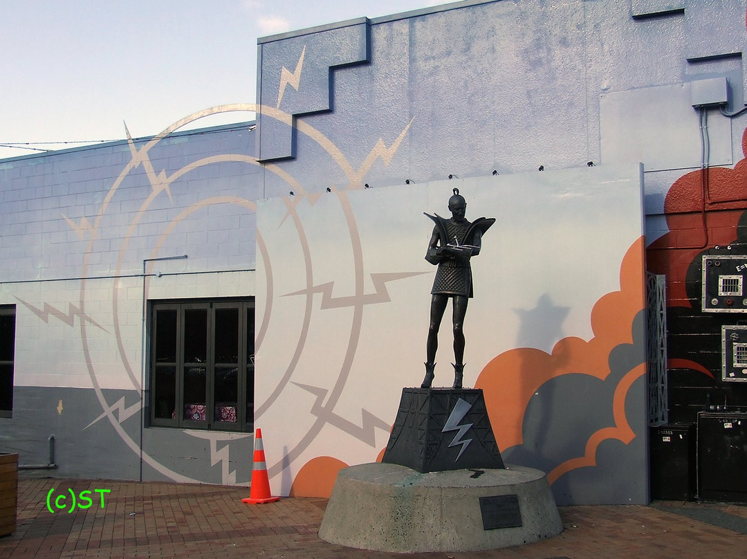 Riff Raff Statue-汉密尔顿必去景点