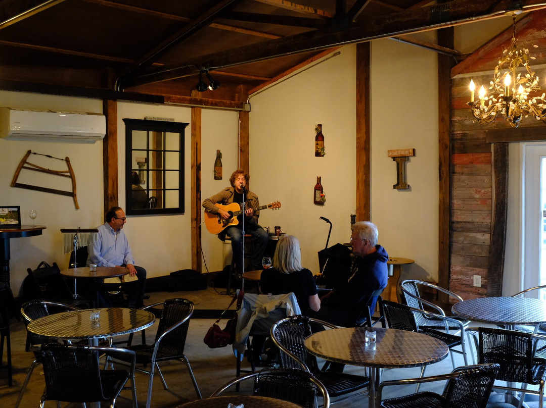 Iron Plow Vineyards-Columbus必去景点