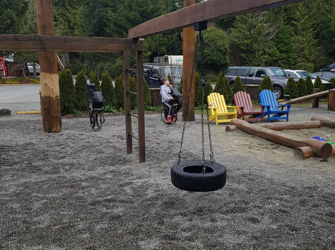 Crystal Cove Beach Resort主图