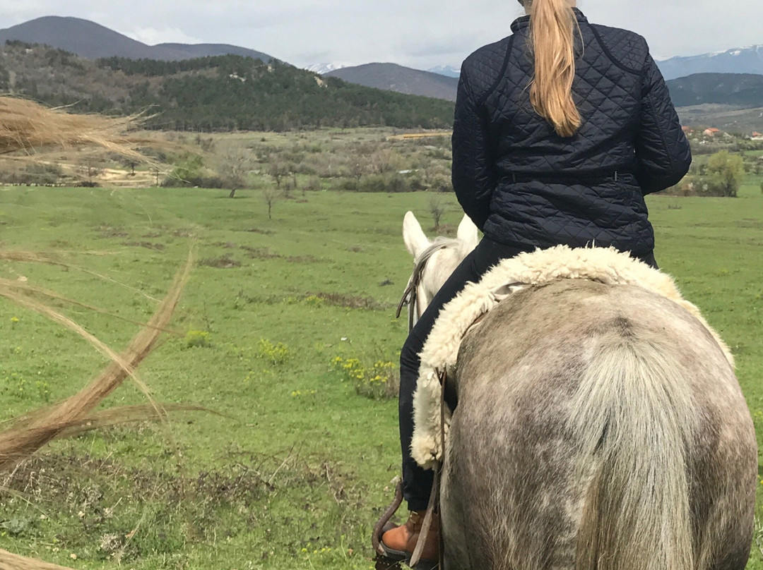 Horseback Riding Camp Ezdul-Hissarya必去景点