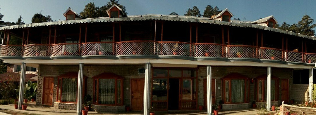 Kausani Best Inn主图