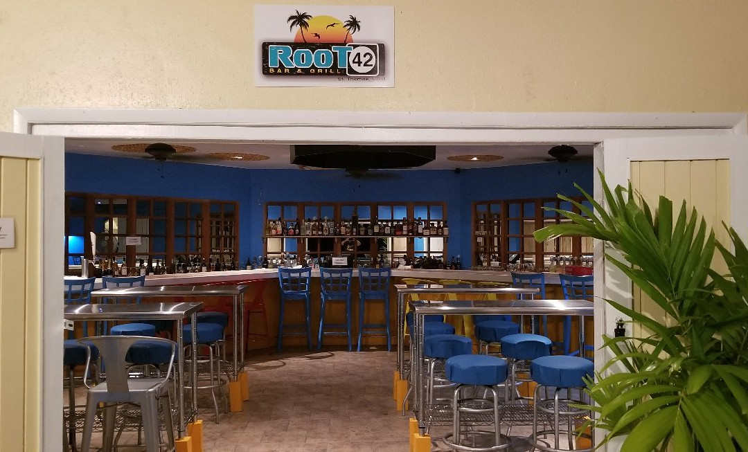 RooT 42 Bar and Grill