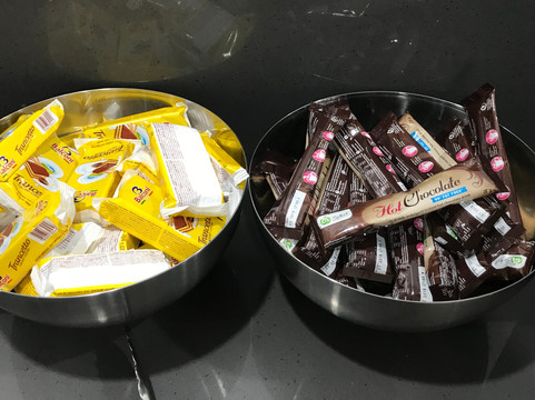 绿色广场价值酒店主图