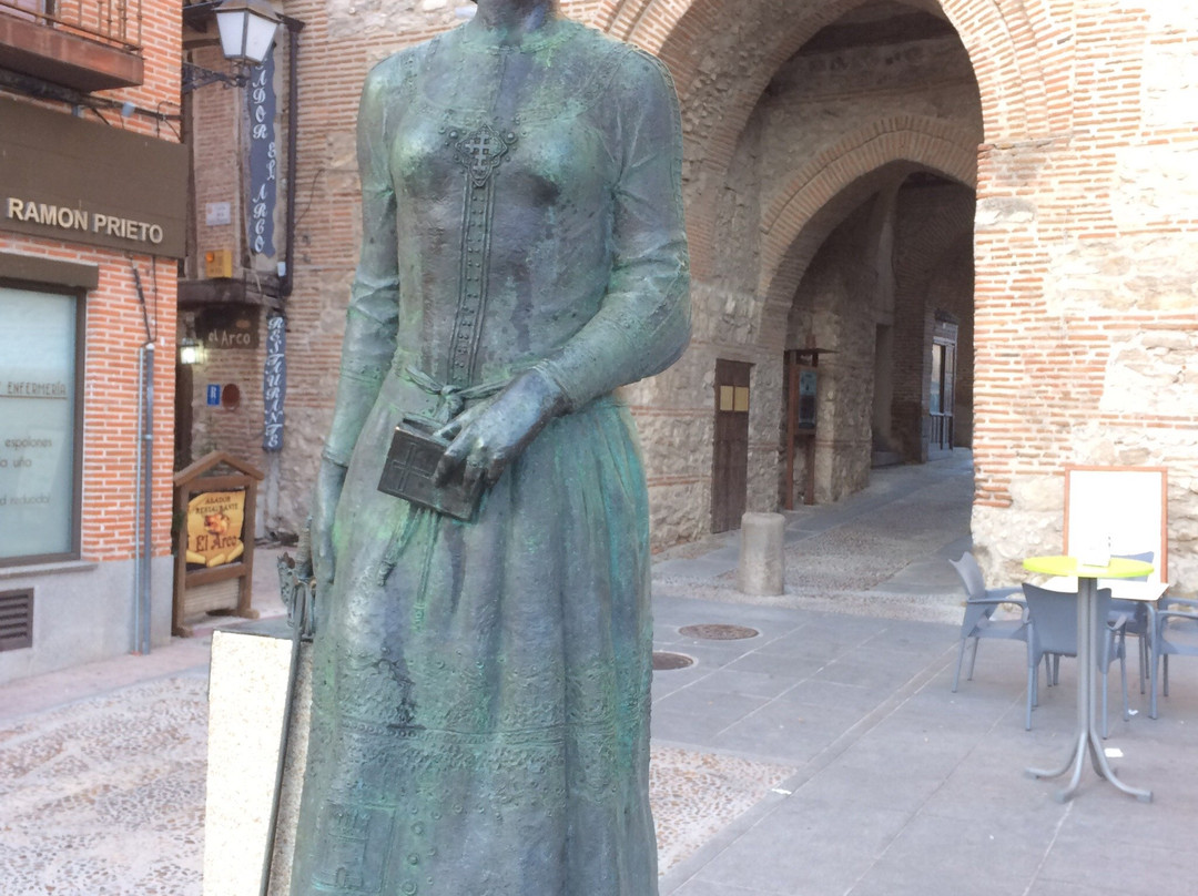 Monumento a Isabel la Catolica-Arevalo必去景点