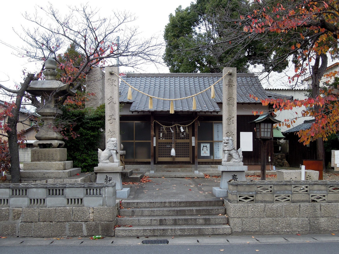 Chikko Hachimangu Shrine景点图片