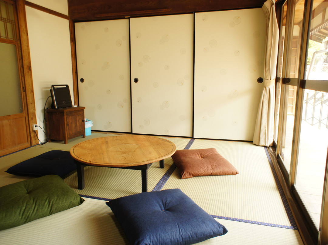 Yamato Yagi Guesthouse Egao