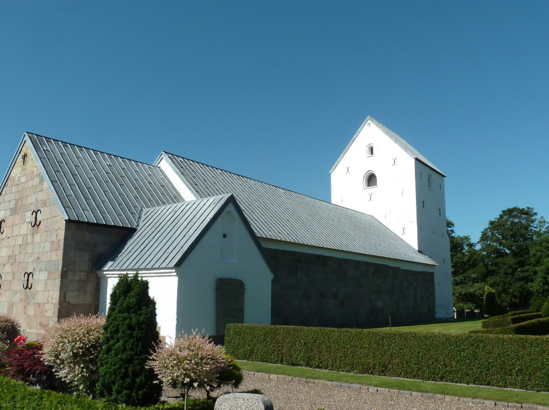 Gjol Church景点图片