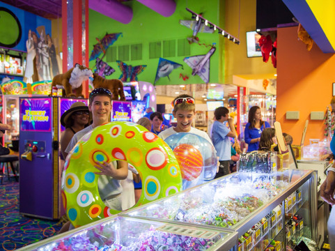 Fat Daddy's Arcade-橙色海湾必去景点