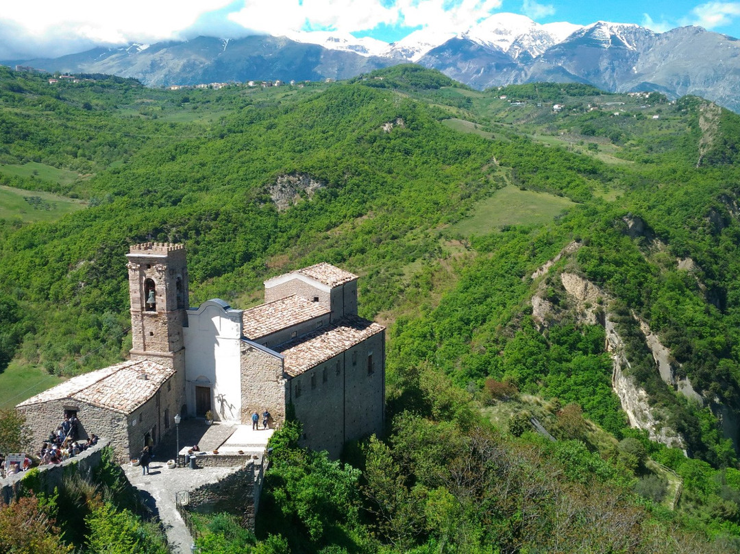 Piane d'Archi-Quadroni旅游攻略图片