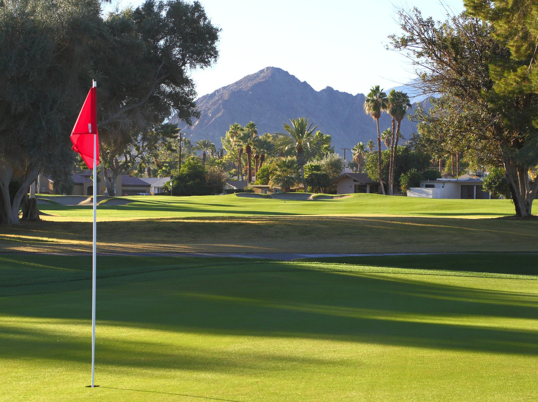 Palm Desert Country Club-棕榈沙漠必去景点