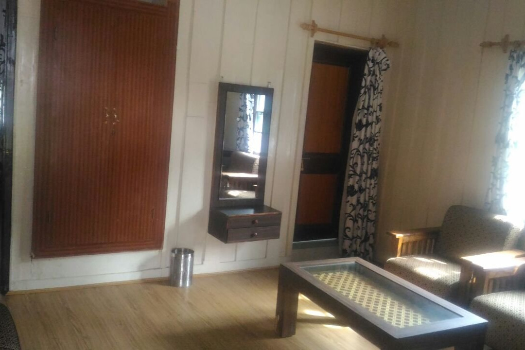 JKTDC Tourist Establishment, Kokernag主图