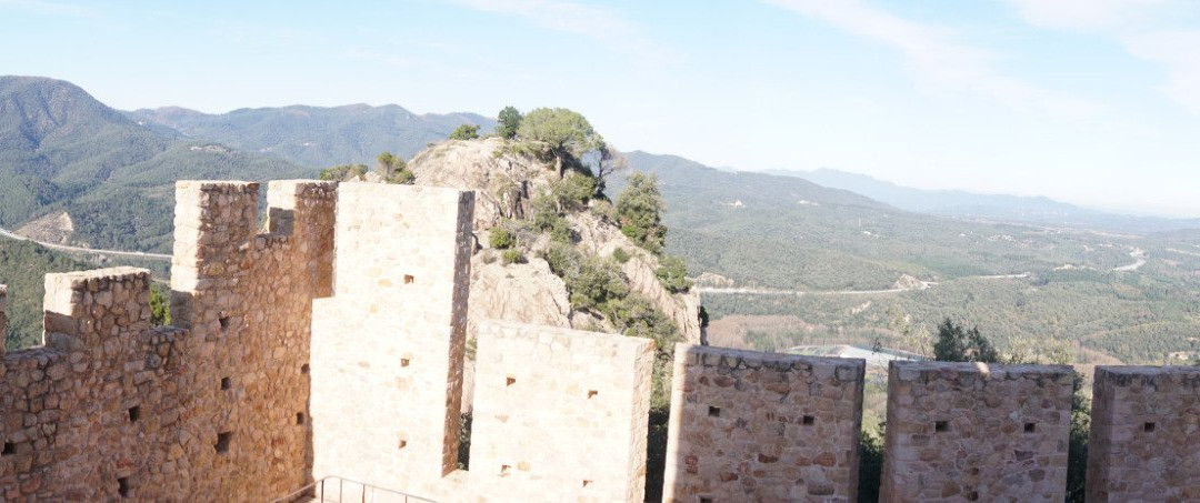 Castell de Farners景点图片