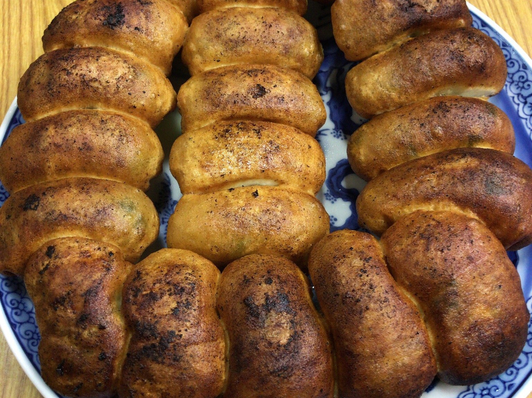 野田市餐馆和美食-White Gyouza Noda Honten