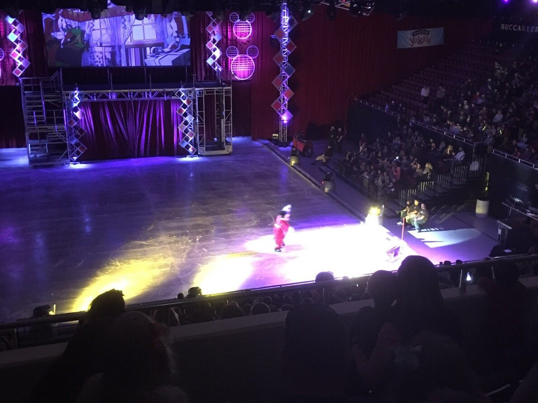 Freedom Hall Civic Center-约翰逊城必去景点