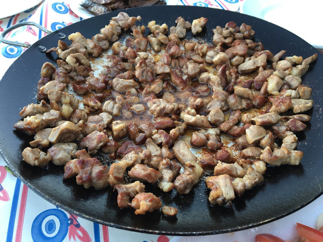 Güzelyurt餐馆和美食-Yorukoglu Et Mangal