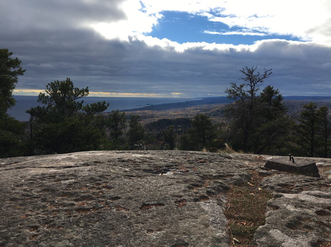 Superior Hiking Trail-Two Harbors必去景点