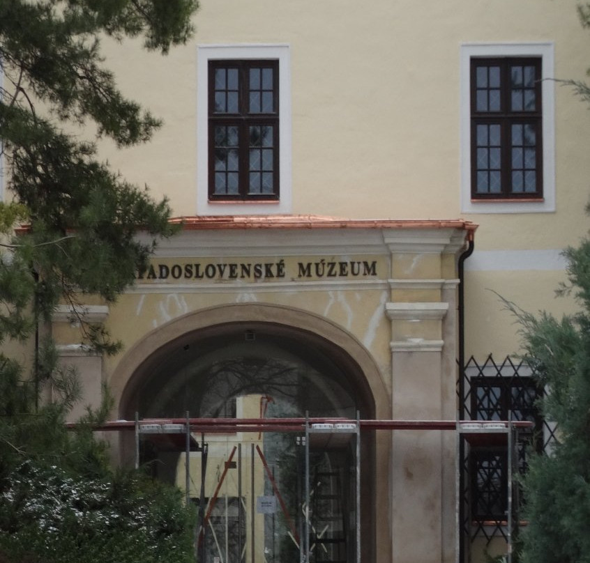 Jan Koniarek Gallery in Trnava-Trnava必去景点