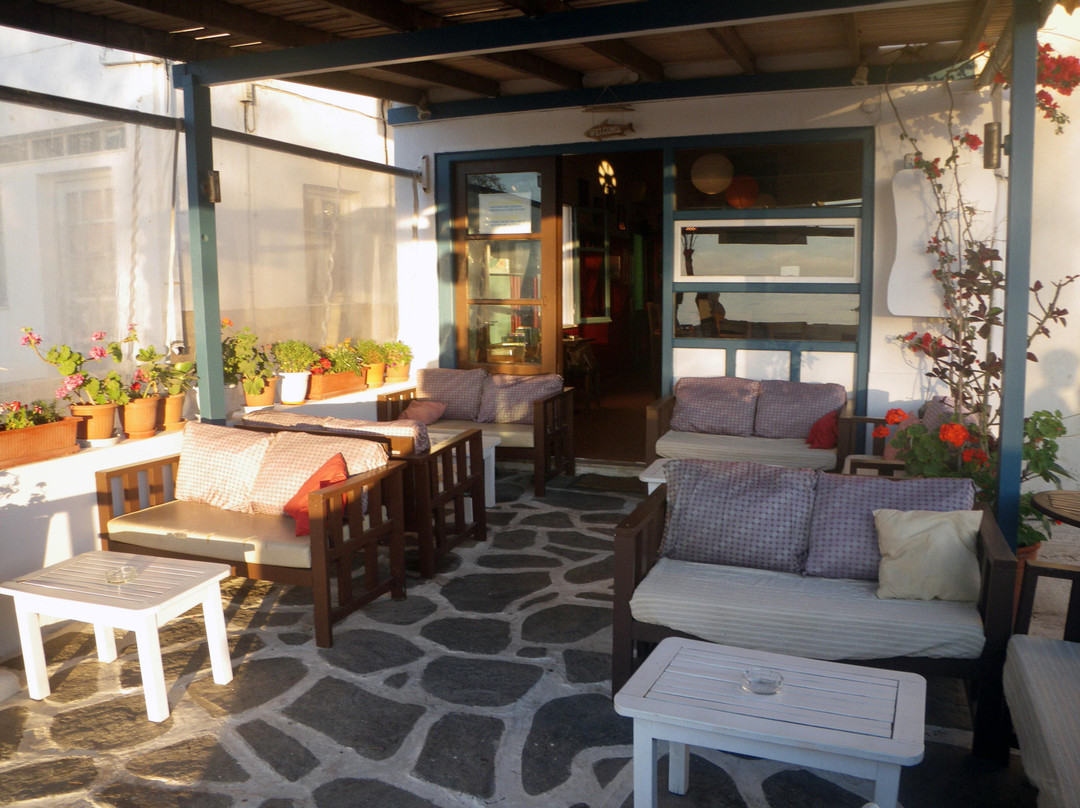 Selini Bar-帕罗斯岛必去景点