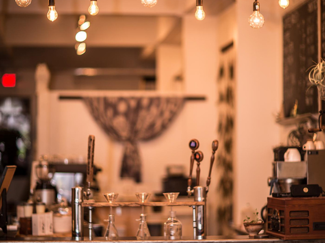 Filament Coffee + Tea