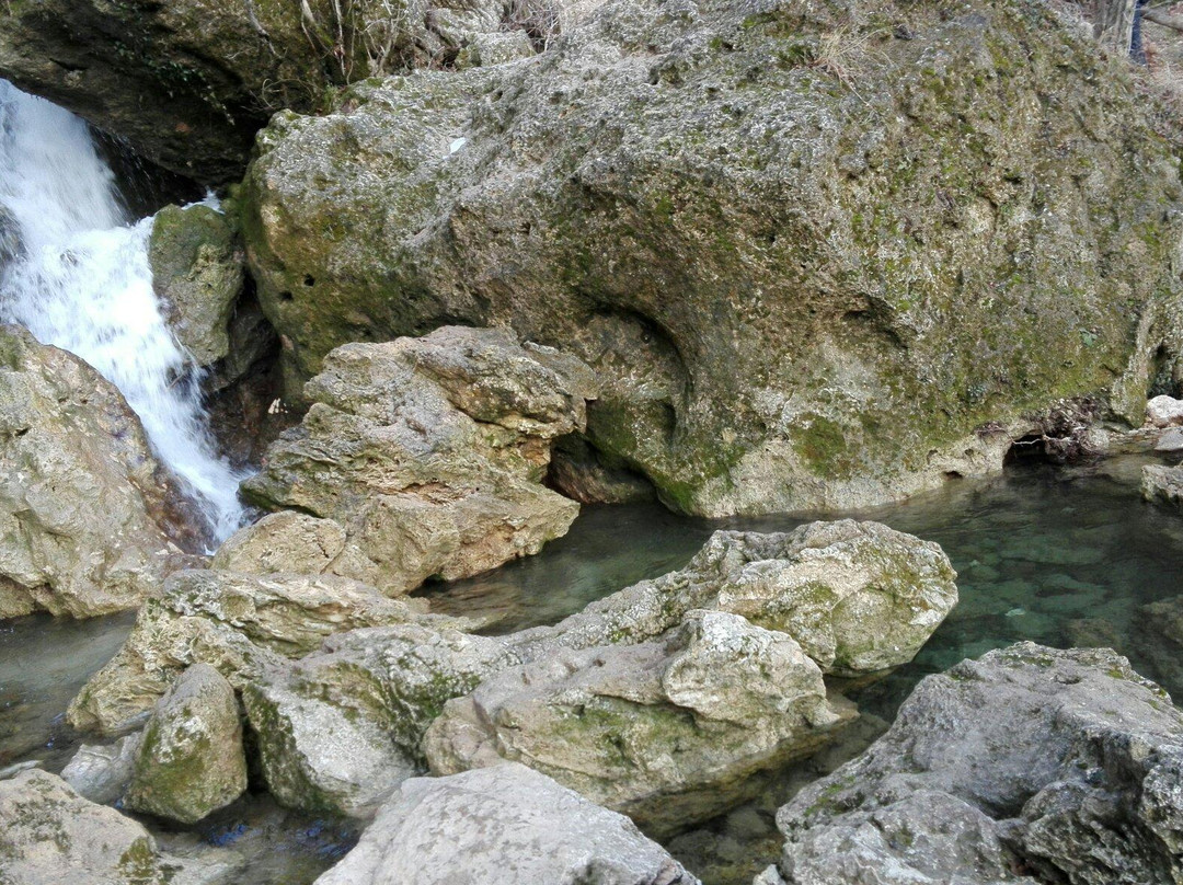 Su-Uchkhan Waterfall-Perevalne必去景点