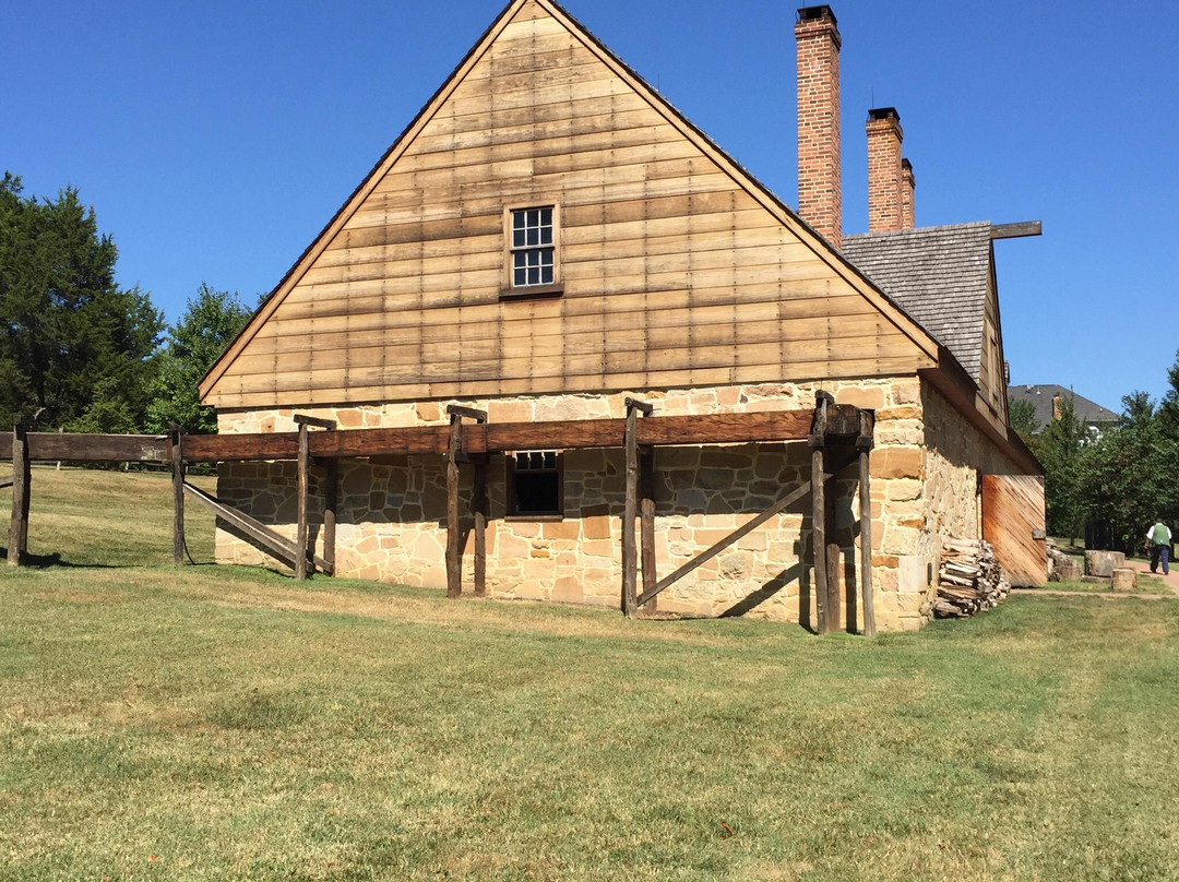 George Washington's Distillery & Gristmill景点图片