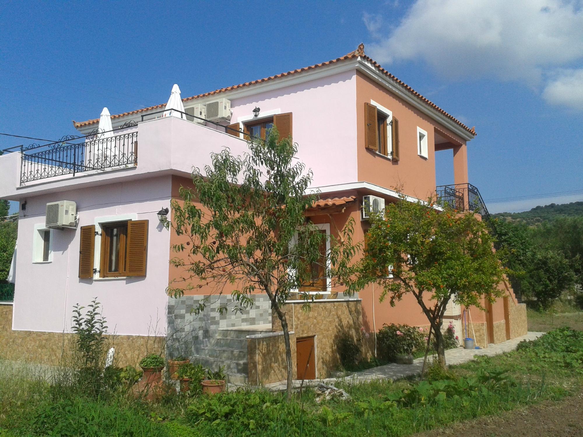 Vassilis Studios-客卧